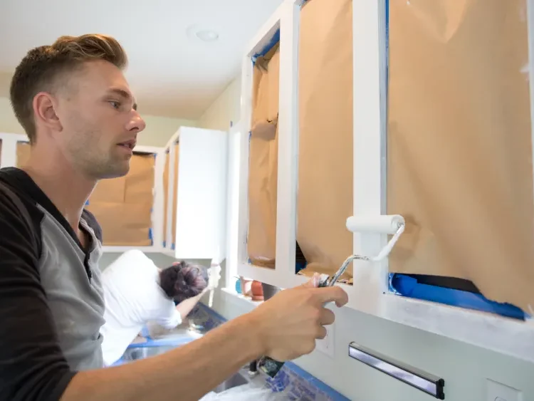 Professional Kitchen Cabinet Painters