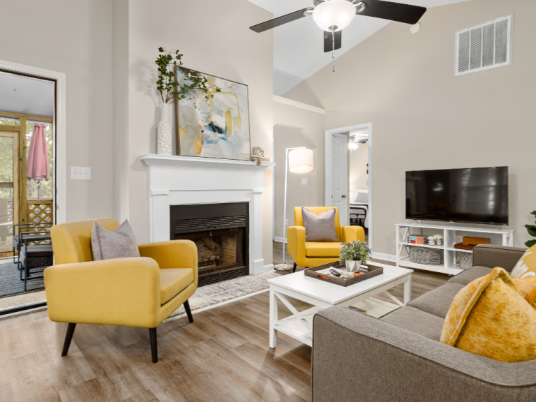 How to Choose the Right Paint Color for Your Interior