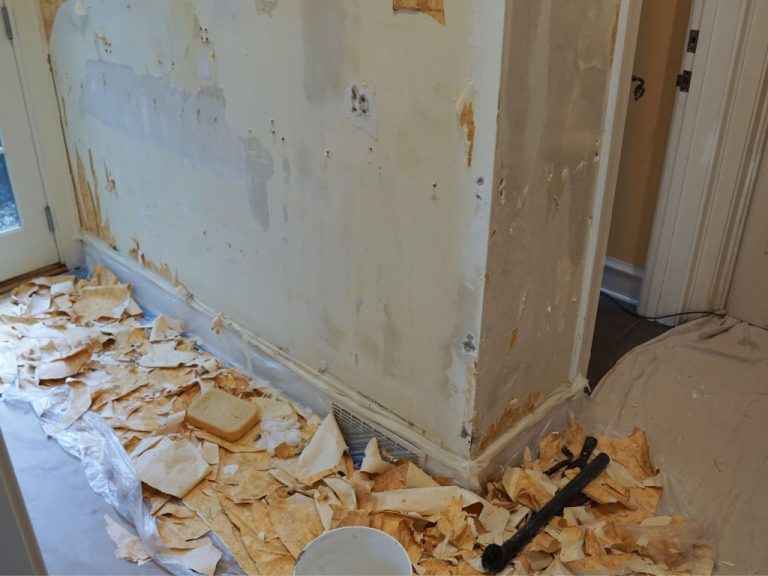 Avoid These Common Mistakes When Removing Wallpaper A Beginners Guide for Allen TX Homeowners