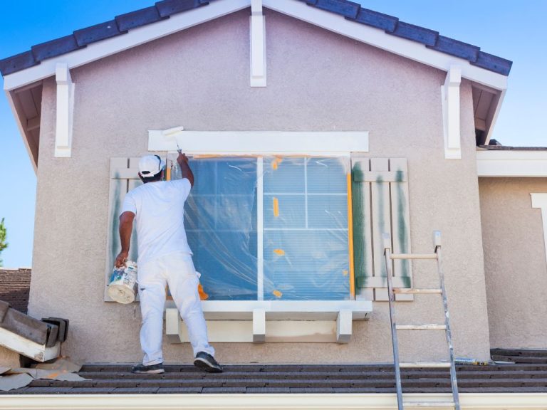 How to Safely Remove Old Paint Without Damaging the Surface
