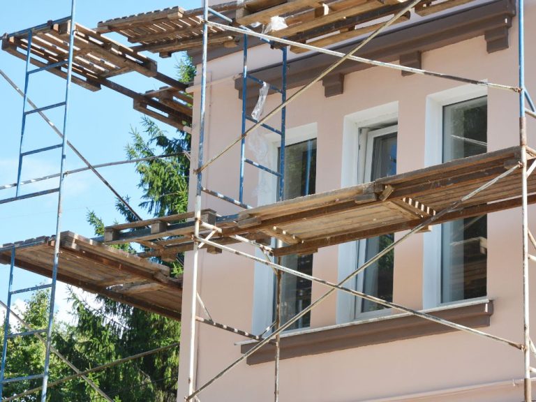 How Can Exterior Painting Services Increase the Longevity of Your Home’s Exterior?