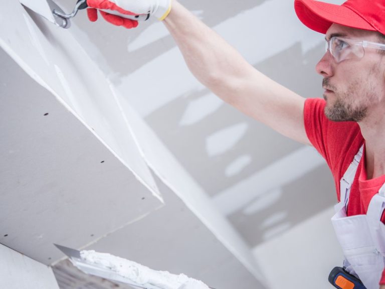 How Do Drywall Services Contribute to a Seamless Home Renovation?