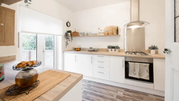 Best White Paint for Kitchen Cabinets Best White Paint for Kitchen Cabinets