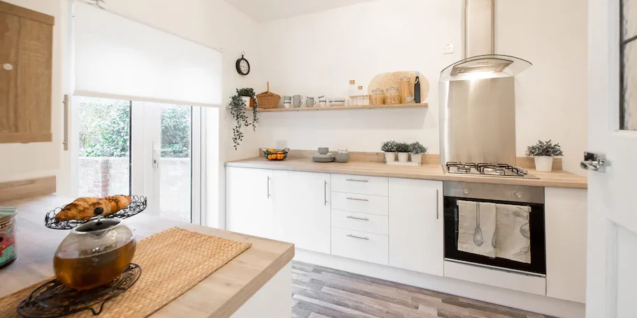 Best White Paint for Kitchen Cabinets Best White Paint for Kitchen Cabinets