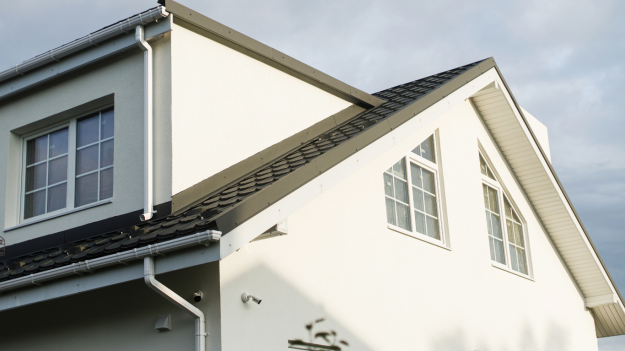 How to Maintain Your Exterior Paint Job Tips to Keep Your Home Looking Fresh and Beautiful for Years How to Maintain Your Exterior Paint Job Tips to Keep Your Home Looking Fresh and Beautiful for Years