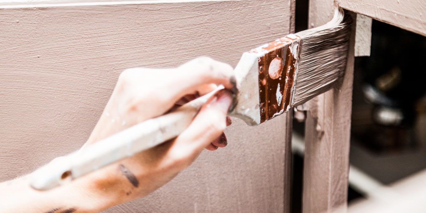 How to Choose the Right Cabinet Paint for a Durable and Stunning Finish How to Choose the Right Cabinet Paint for a Durable and Stunning Finish