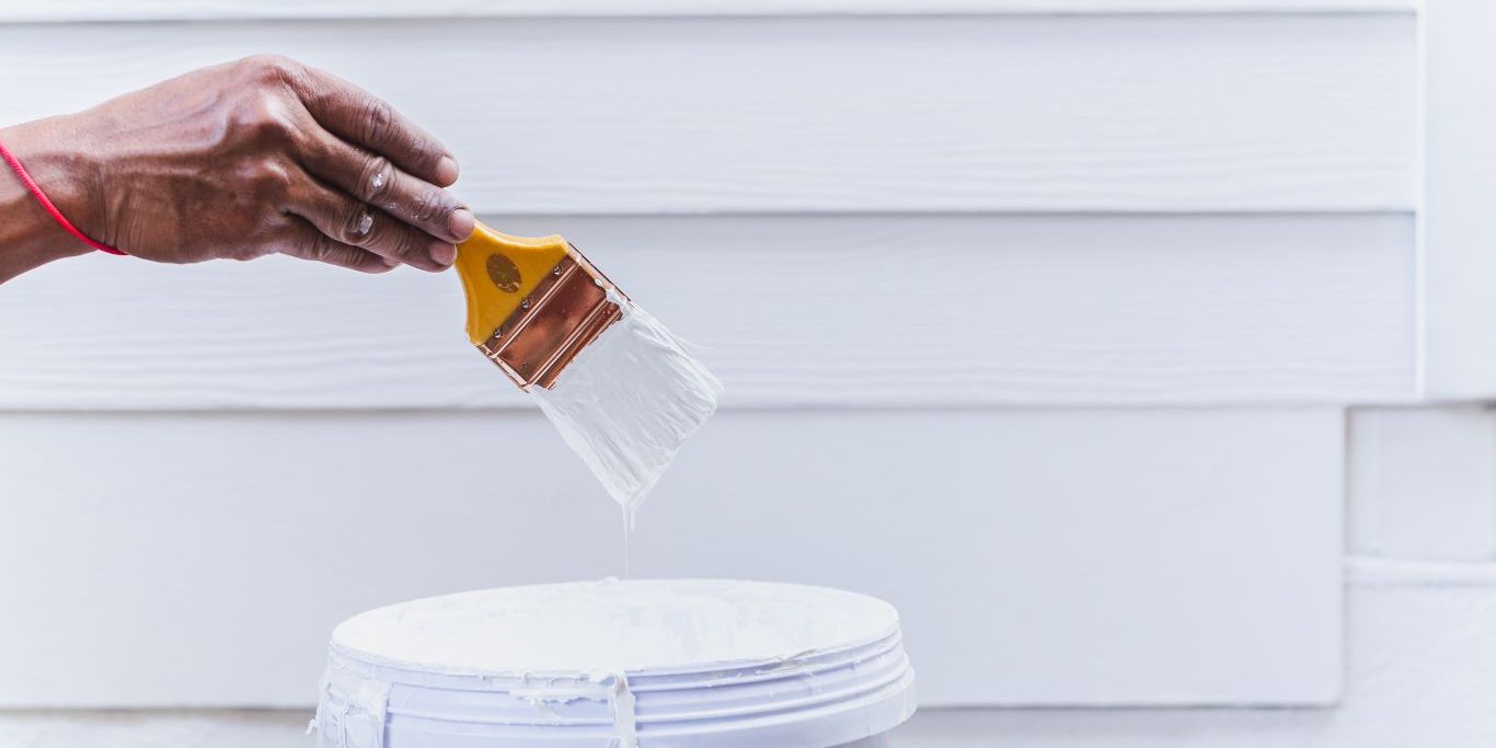 The Hidden Dangers of DIY Exterior Painting When to Call in the Experts in Allen, TX The Hidden Dangers of DIY Exterior Painting: When to Call in the Experts in Allen, TX