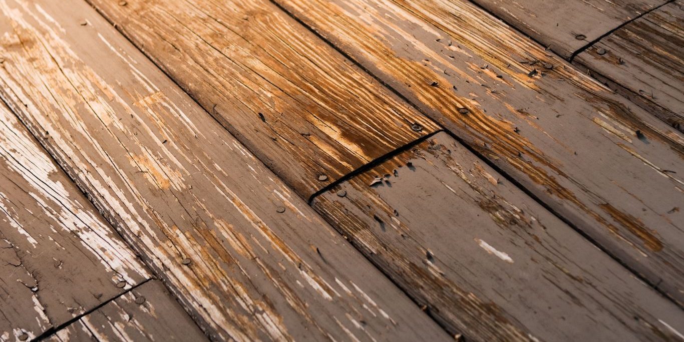 Why Do Many Decks Fail Prematurely Learn How Expert Staining and Sealing Make a Difference! Why Do Many Decks Fail Prematurely? Learn How Expert Staining and Sealing Make a Difference!